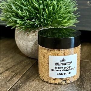 Brown sugar
Banana strawberry
Body scrub 4 oz
